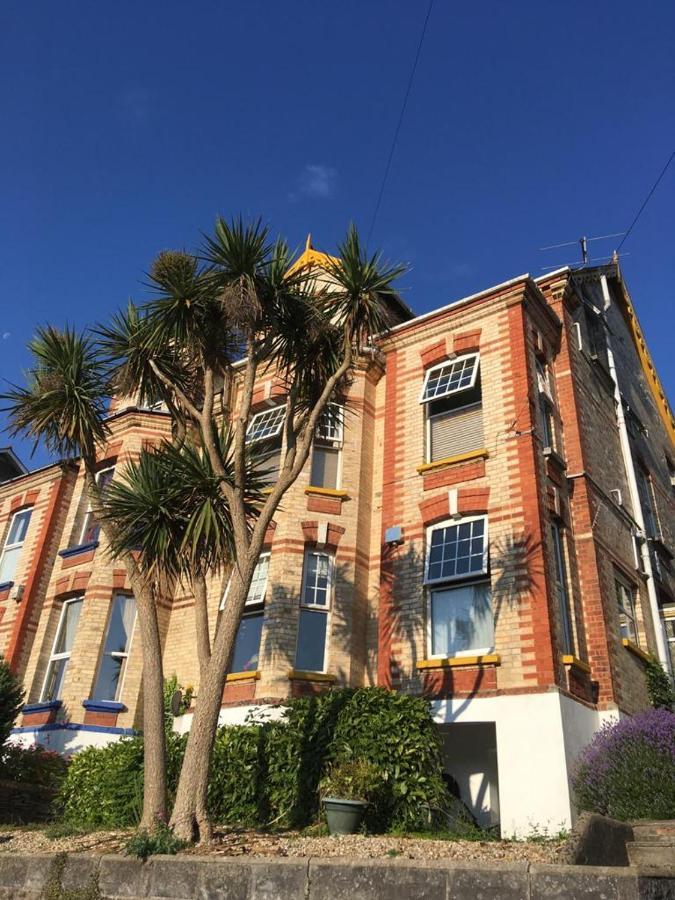 The Attic Apartment At Number 54 Ilfracombe Extérieur photo